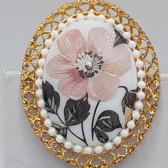 Vintage Hand Painted Porcelain Brooch, Pink Flower, 2 1/8", 1960s - Picture 1 of 11